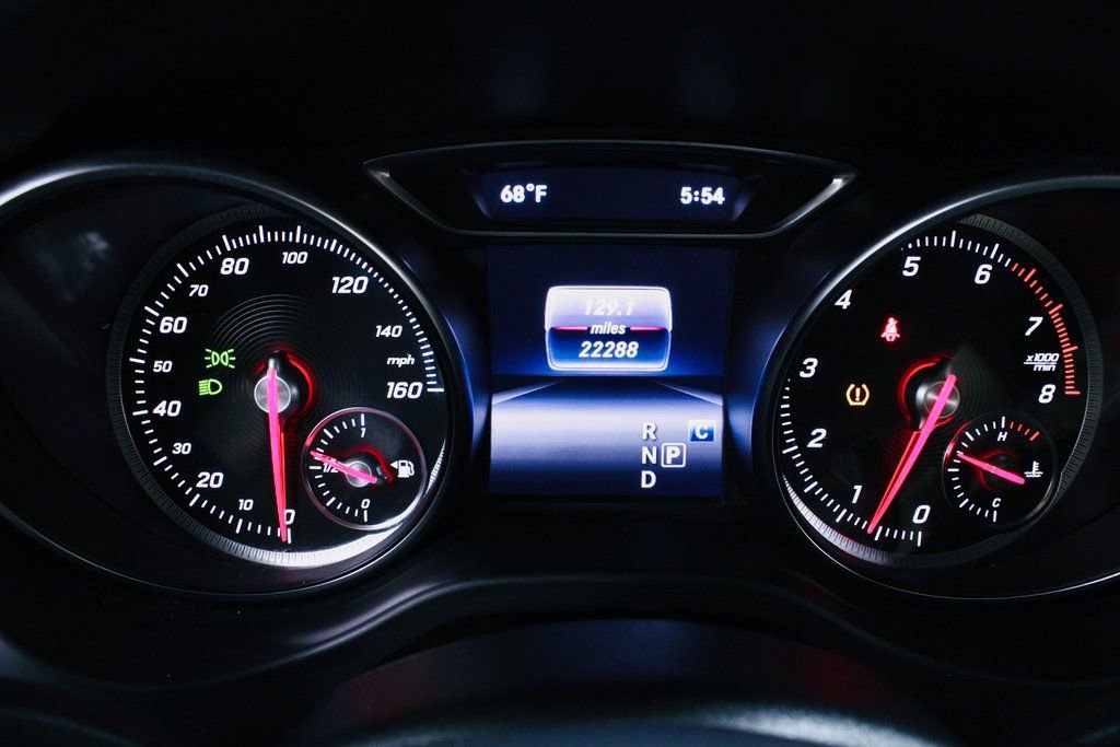 Used 2019 Mercedes-Benz CLA 250 image 11