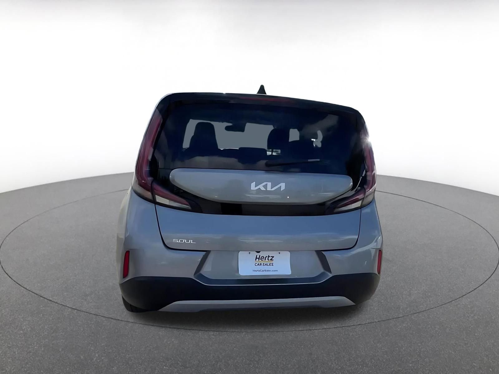 Used 2025 Kia Soul LX w/ LX Technology Package FWD image 12