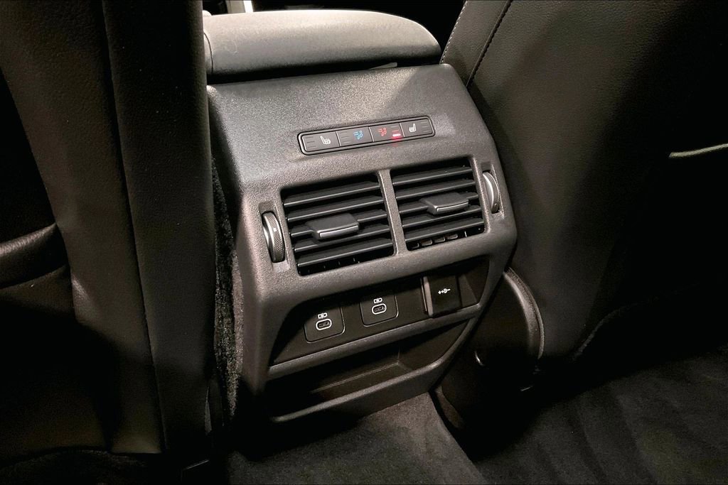 Certified 2024 Land Rover Discovery Sport Dynamic SE AWD/4WD image 10