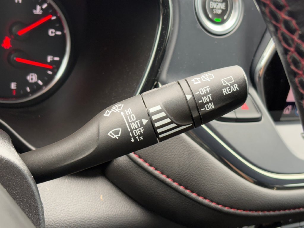 Used 2022 Chevrolet Blazer RS FWD image 16
