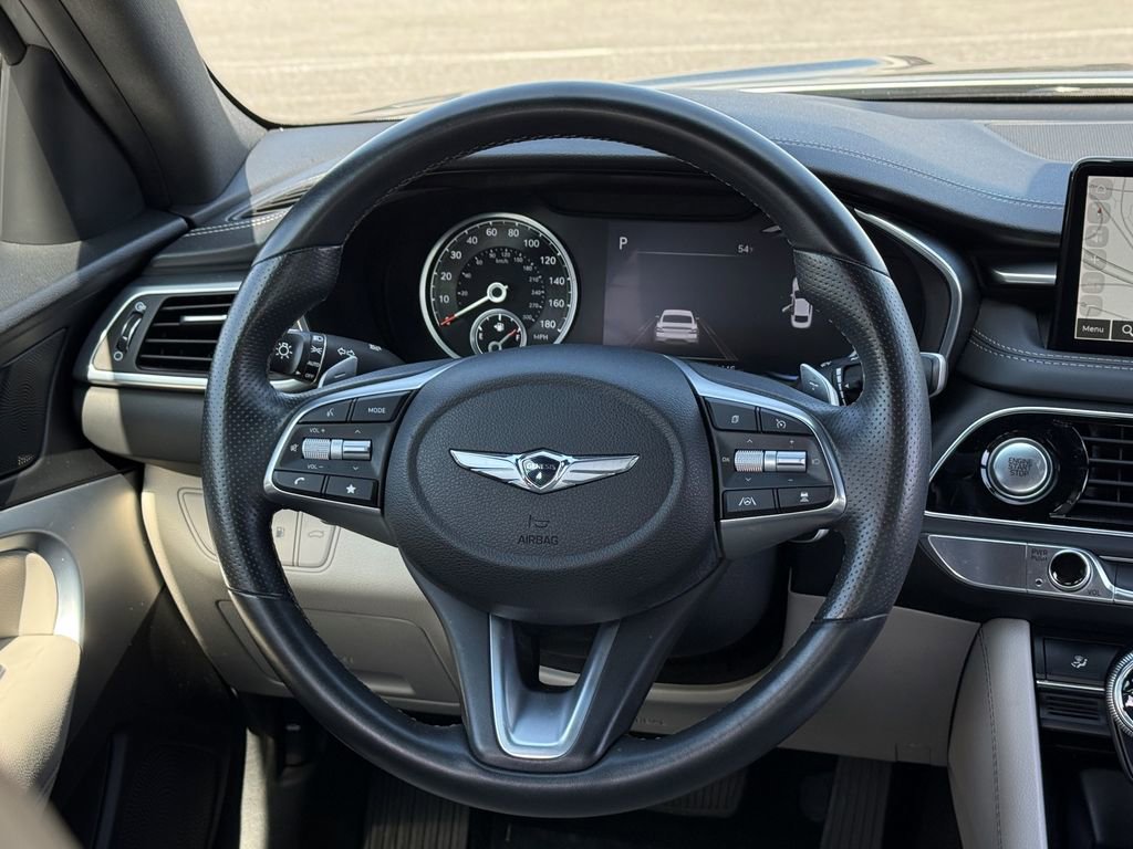 Used 2023 Genesis G70 2.0T image 17
