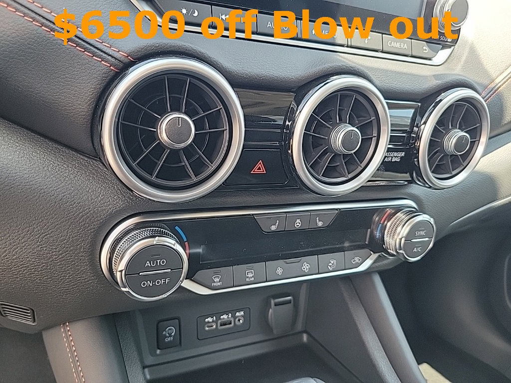 New 2024 Nissan Sentra SR w/ SR Premium Package image 24