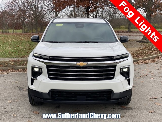 New 2026 Chevrolet Traverse LT image 2