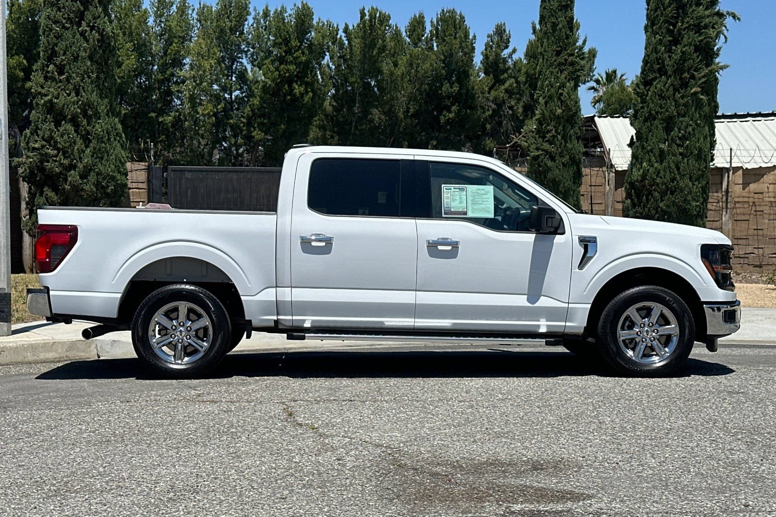 Used 2024 Ford F150 XLT RWD image 3