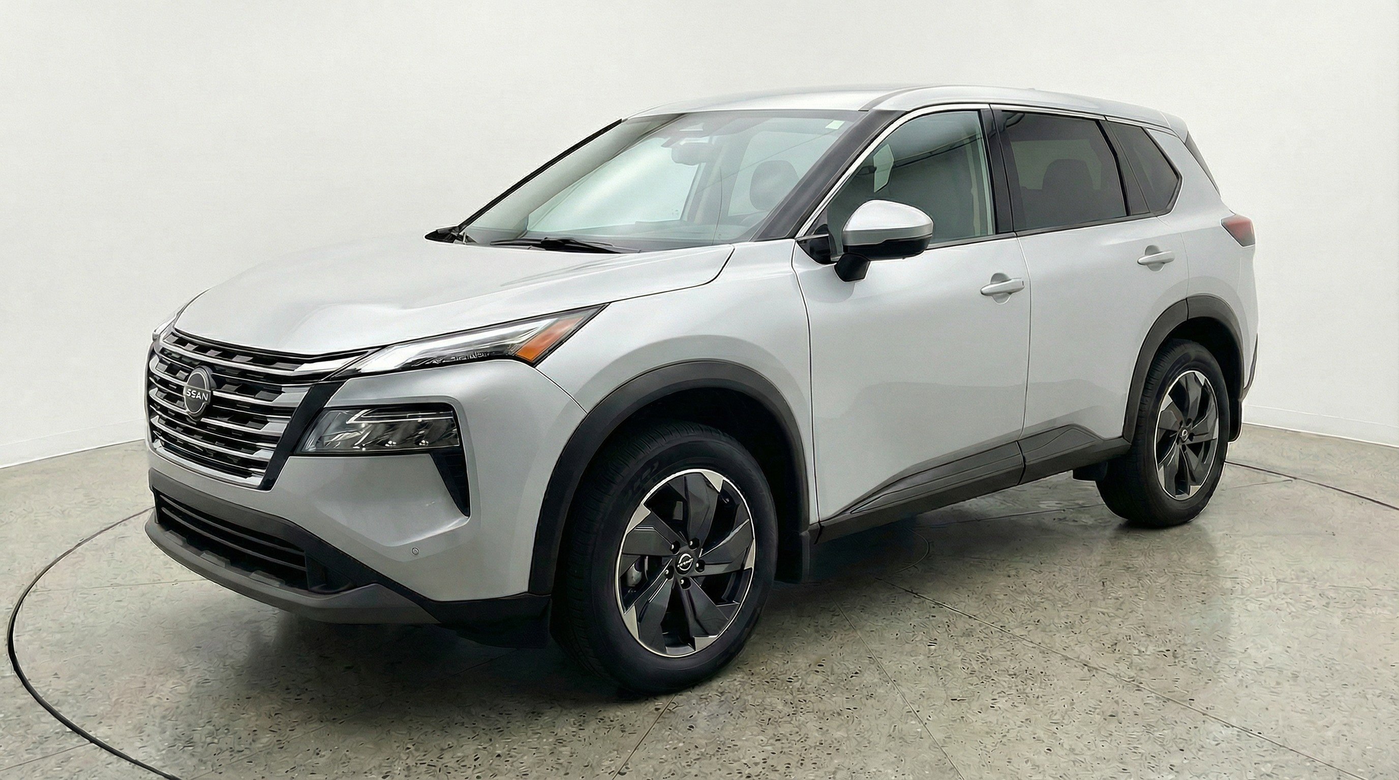Used 2025 Nissan Rogue SV FWD image 3