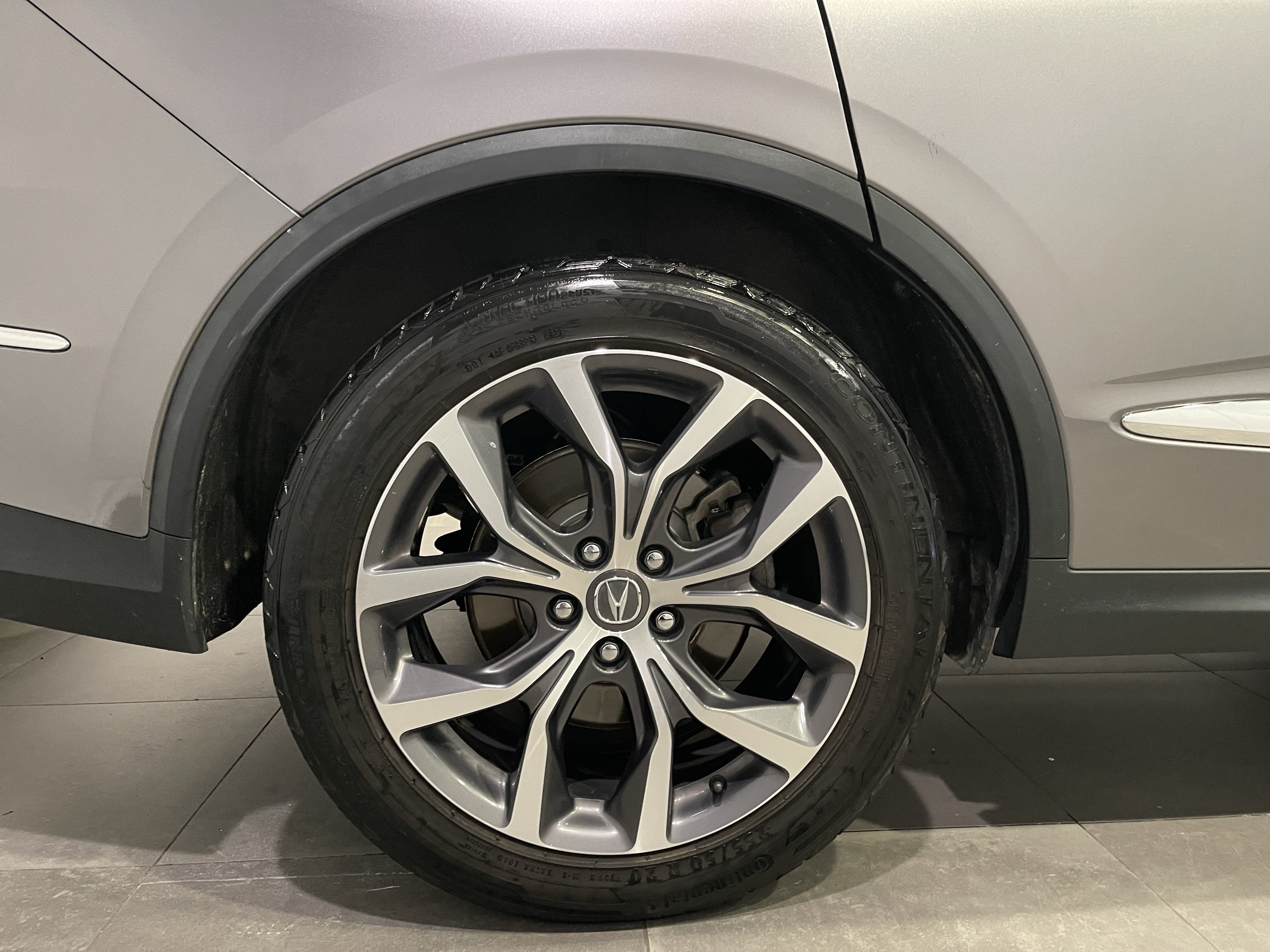 Used 2022 Acura MDX SH-AWD w/ Technology Package image 9
