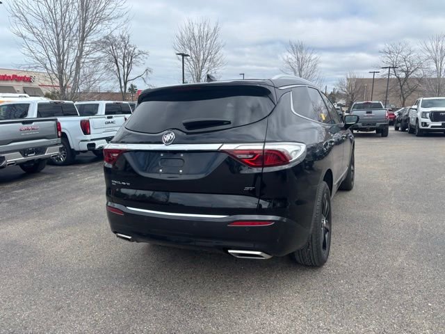 Used 2023 Buick Enclave Essence w/ Experience Buick Package image 7