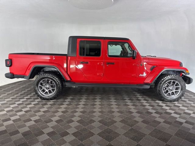 Used 2020 Jeep Gladiator Overland w/ Cold Weather Group image 6