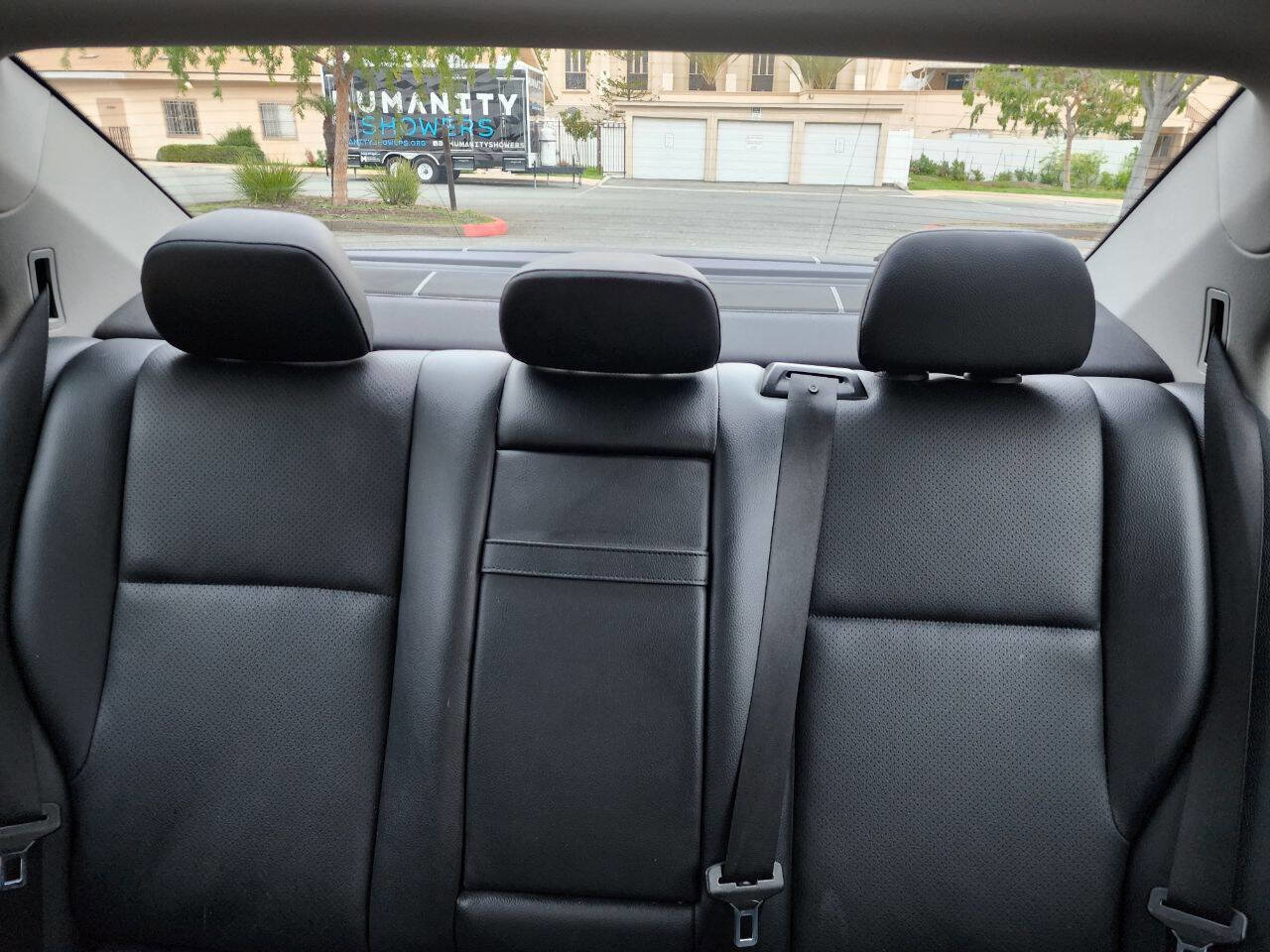 Used 2008 Mercedes-Benz C 300 Sedan image 27