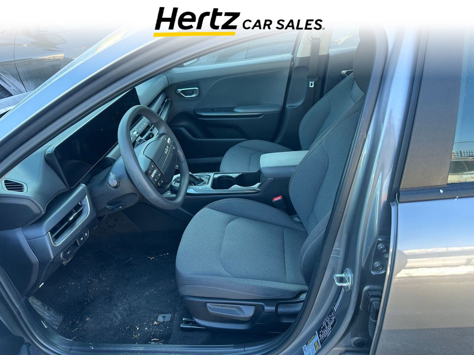 Used 2025 Kia K4 LXS image 6