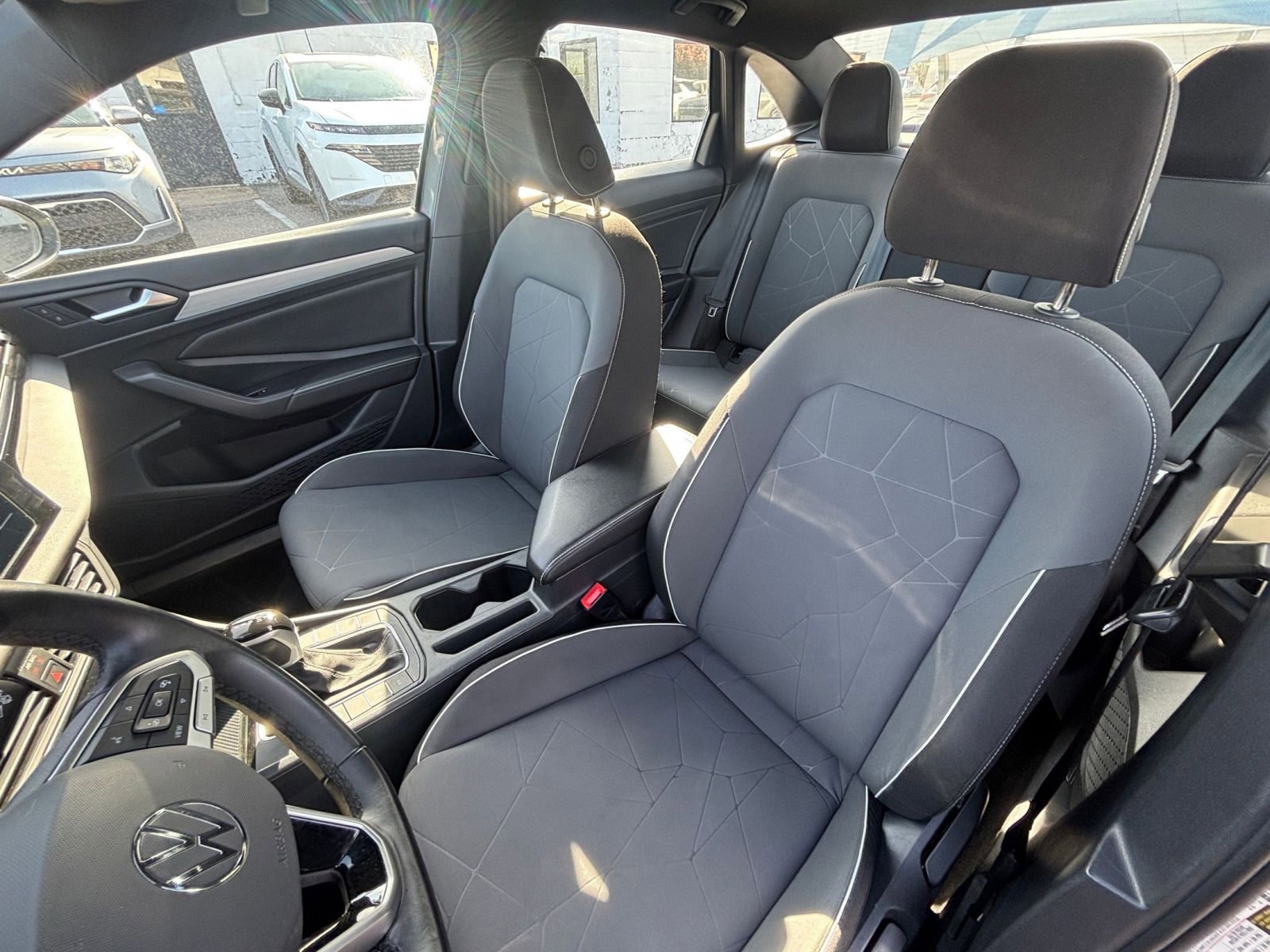 Used 2025 Volkswagen Jetta Sport image 36