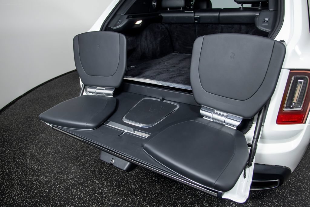 Used 2019 Rolls-Royce Cullinan AWD/4WD image 10