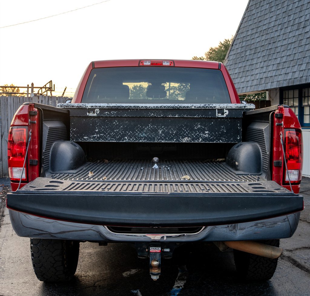 Used 2018 RAM 2500 Tradesman w/ Chrome Appearance Group image 9