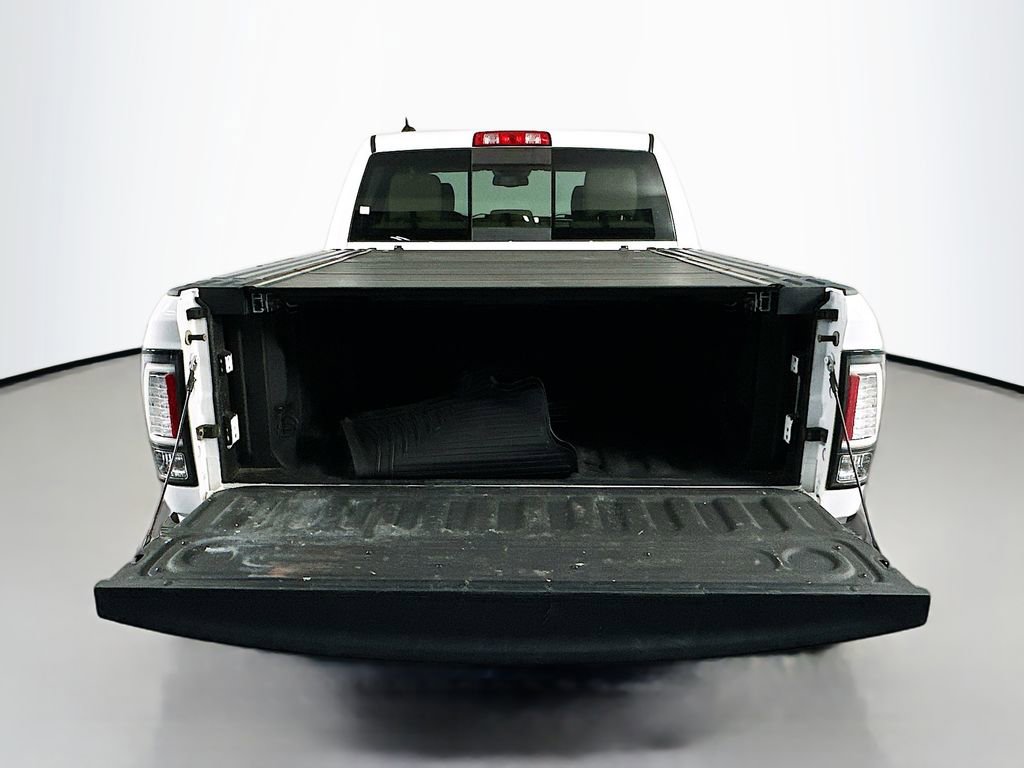 Used 2015 RAM 1500 Laramie w/ Convenience Group AWD/4WD image 29