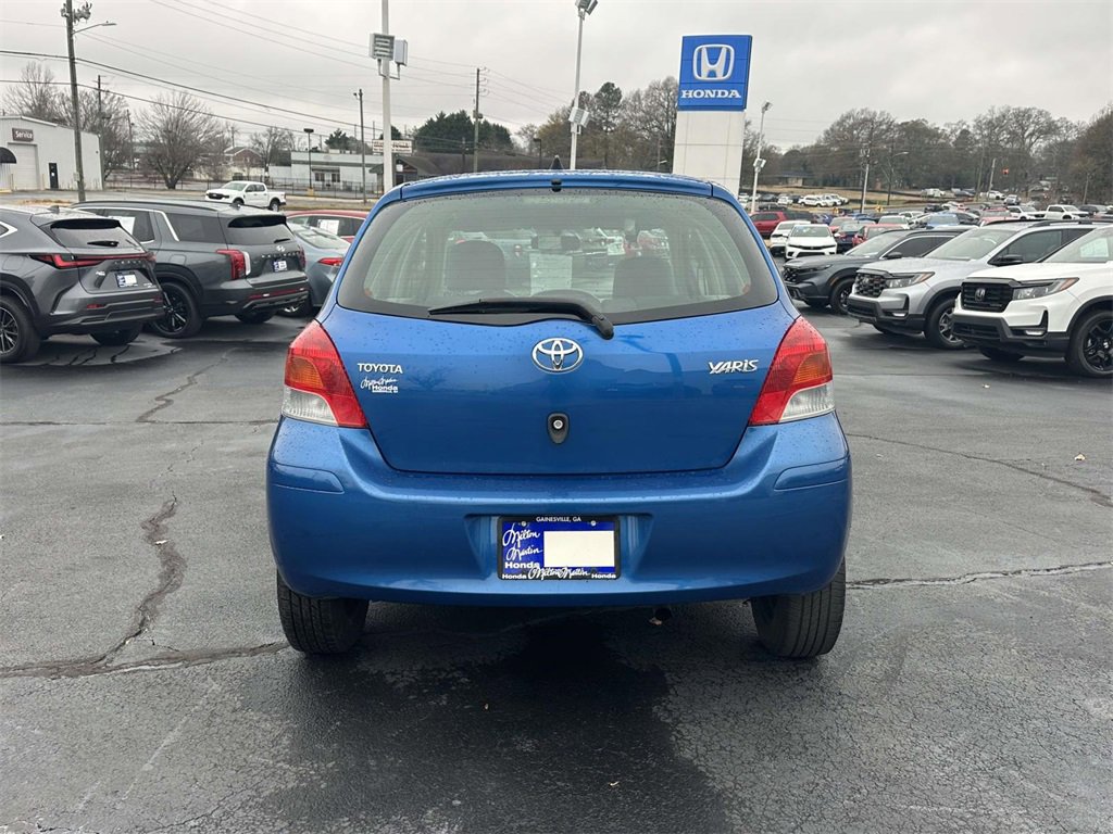 Used 2009 Toyota Yaris 4-Door Hatchback image 22