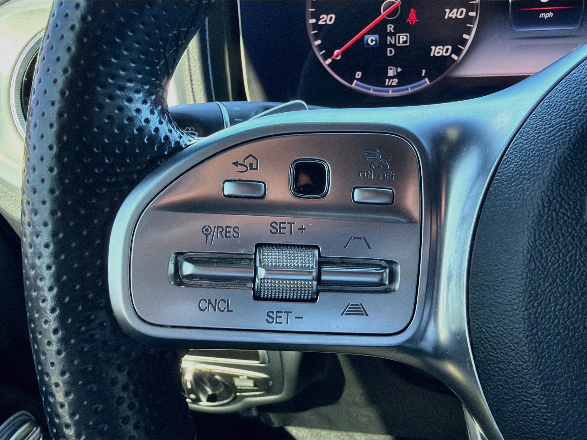 Used 2020 Mercedes-Benz G 550 image 36