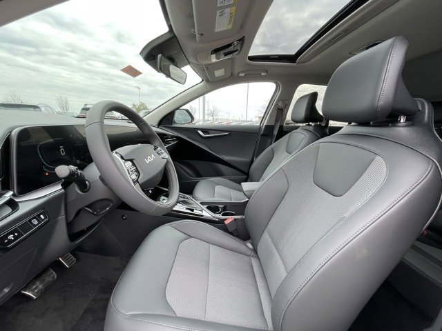 New 2025 Kia Niro EX Touring image 22