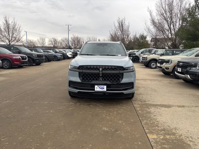 New 2025 Lincoln Navigator Reserve w/ Jet Appearance Package image 14