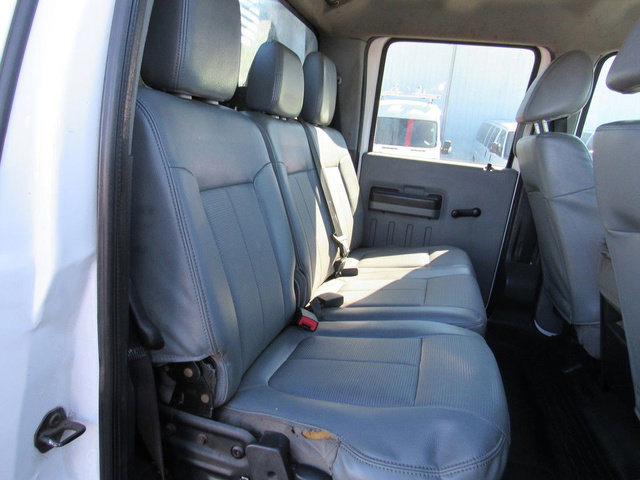 Used 2016 Ford F550 2WD Crew Cab Super Duty image 19