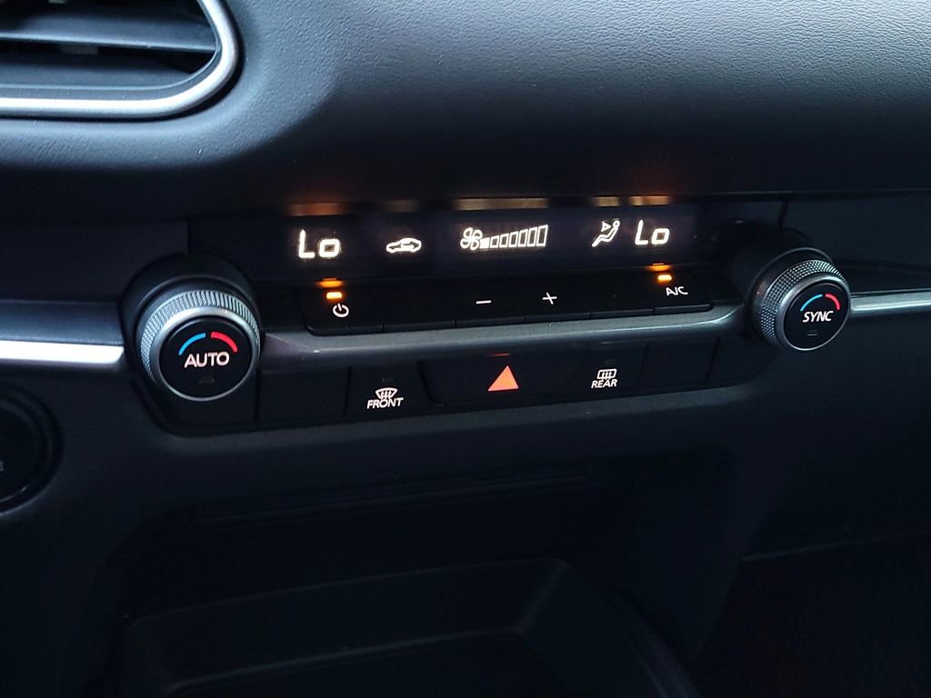 Used 2021 MAZDA CX-30 FWD 2.5 S w/ Select Package image 19