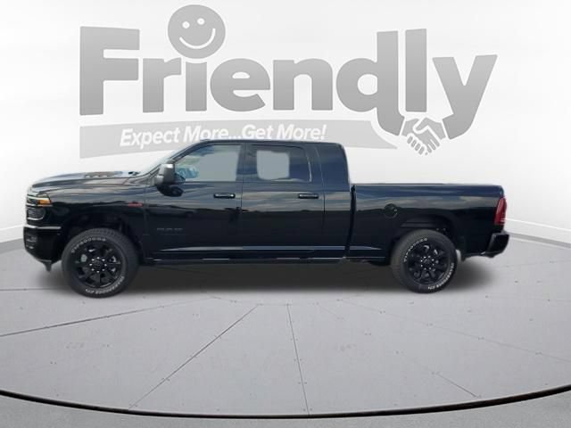 Used 2025 RAM 2500 Laramie AWD/4WD image 2