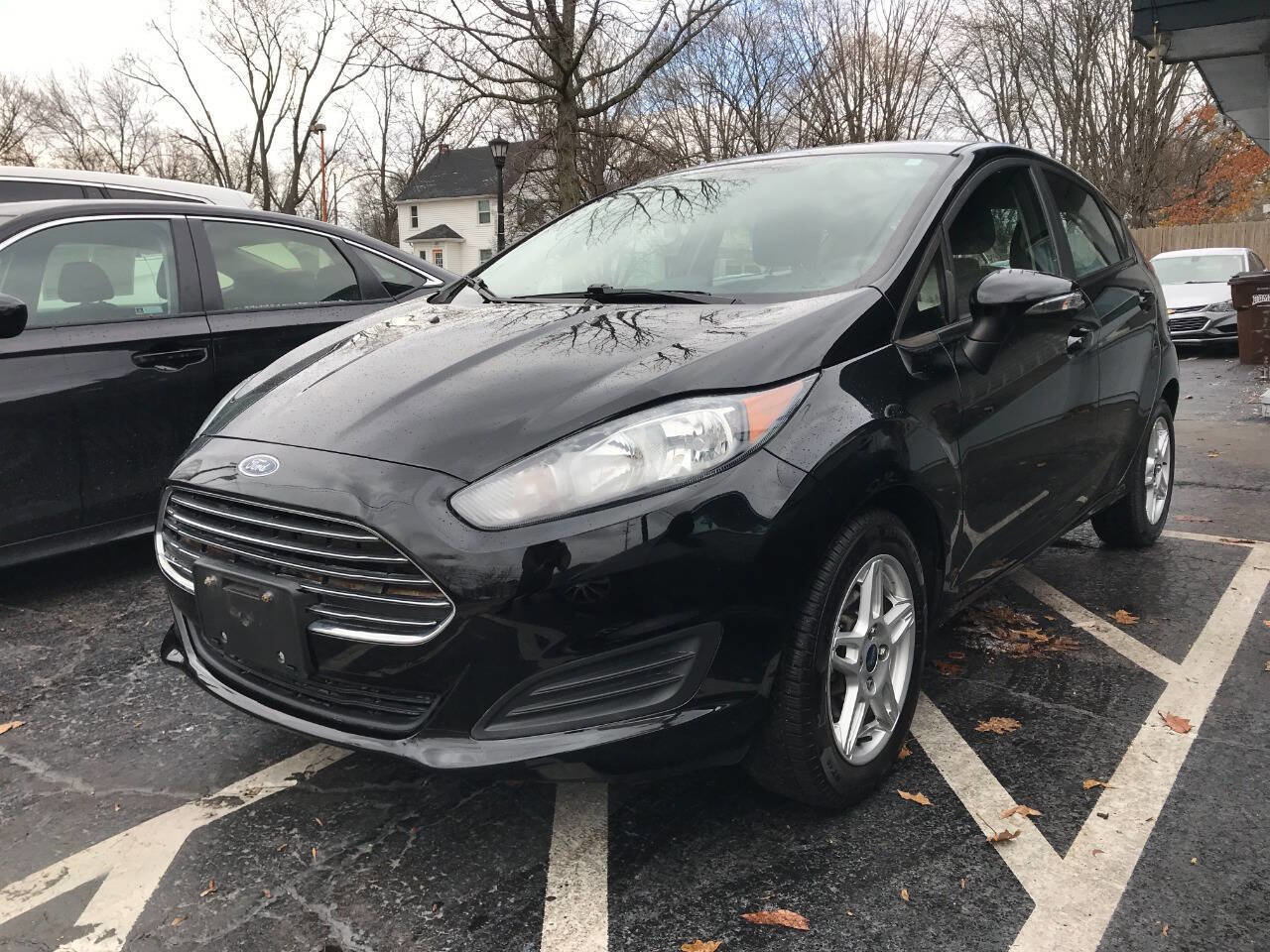 Used 2017 Ford Fiesta SE w/ Cold Weather Package image 4