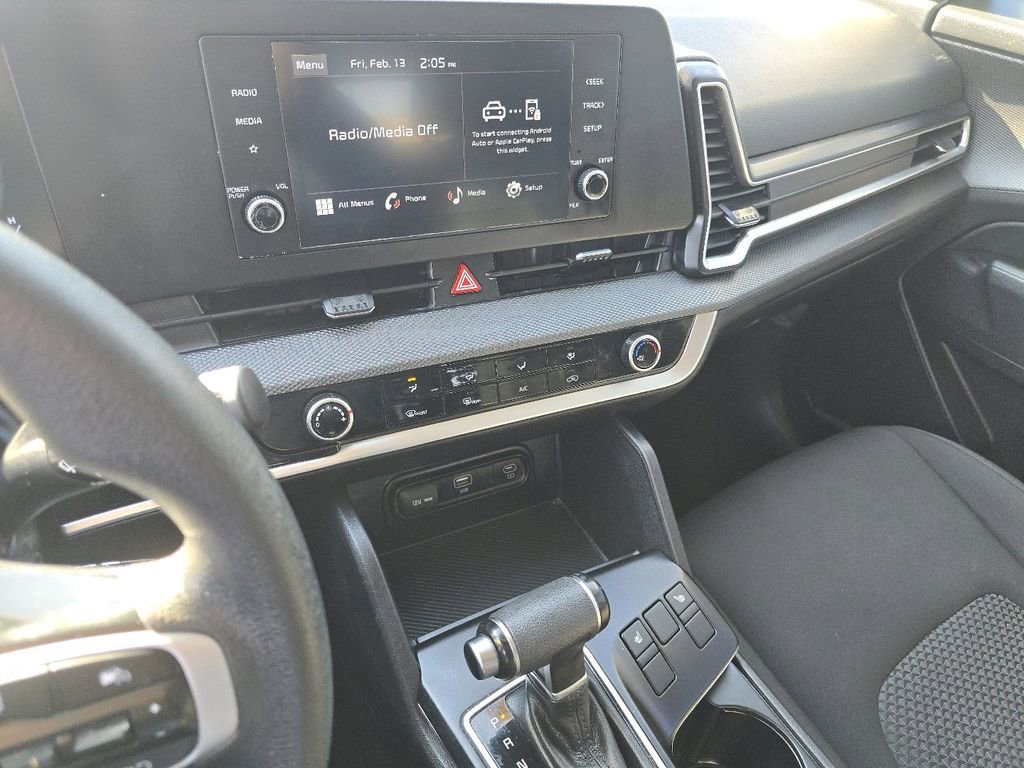 Used 2023 Kia Sportage LX image 26