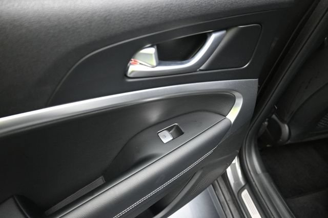 Used 2025 Genesis G70 2.5T AWD/4WD image 37