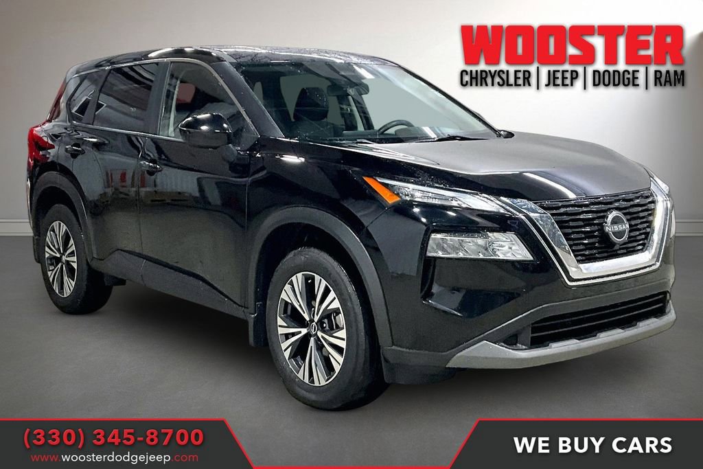 Used 2023 Nissan Rogue SV image 1