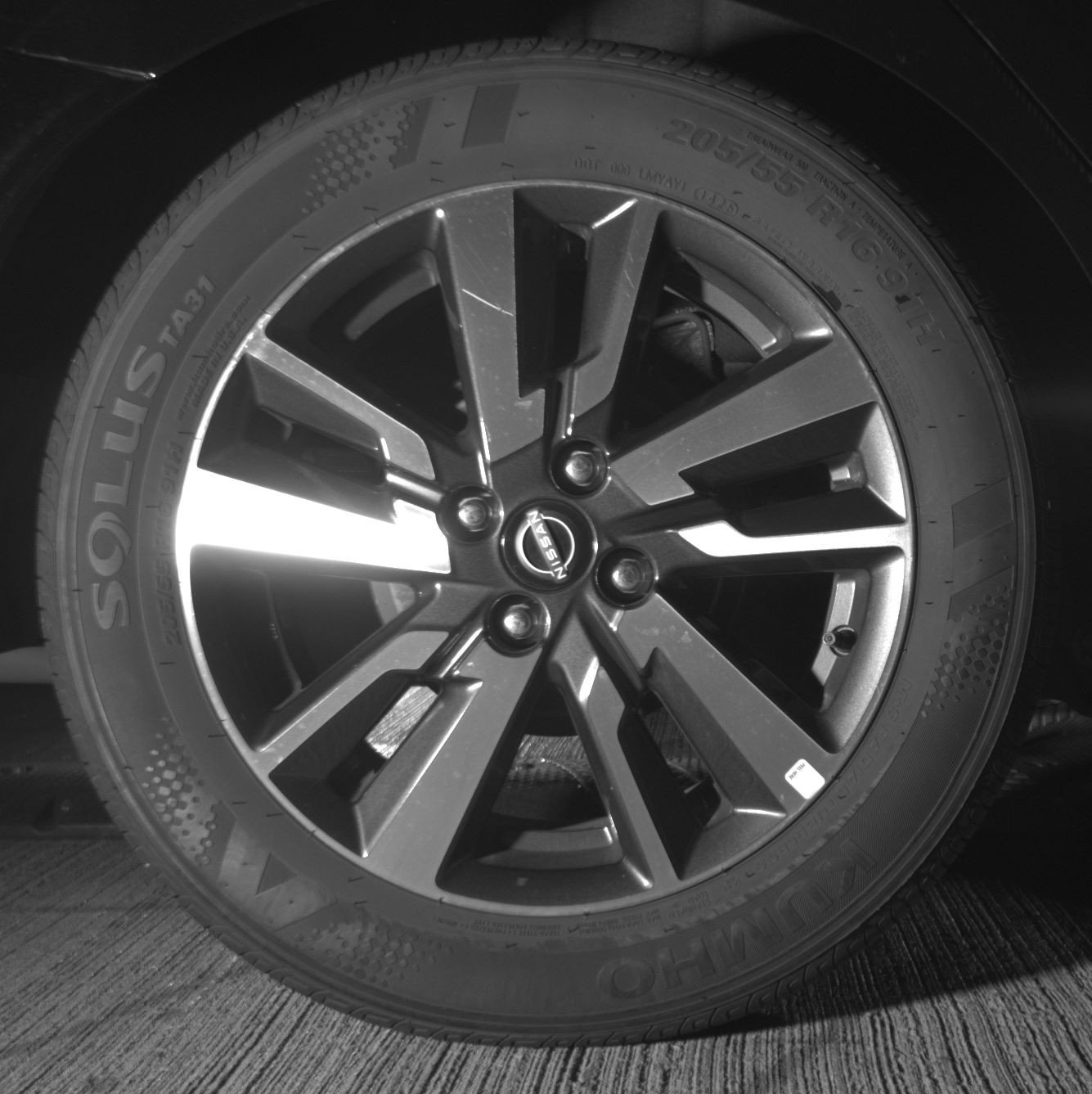 Used 2025 Nissan Versa SV image 15