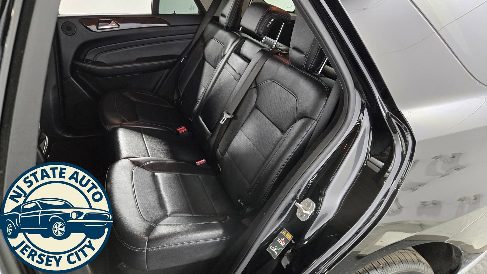 Used 2015 Mercedes-Benz ML 350 4MATIC image 25