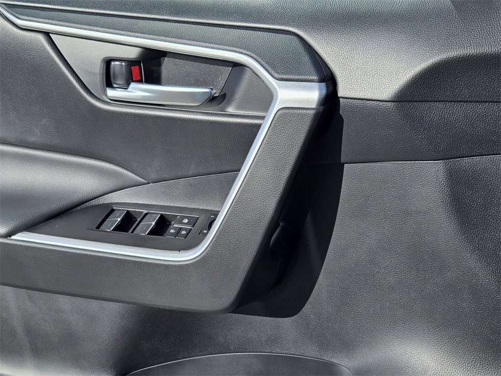 New 2025 Toyota RAV4 XLE w/ Convenience Package image 17