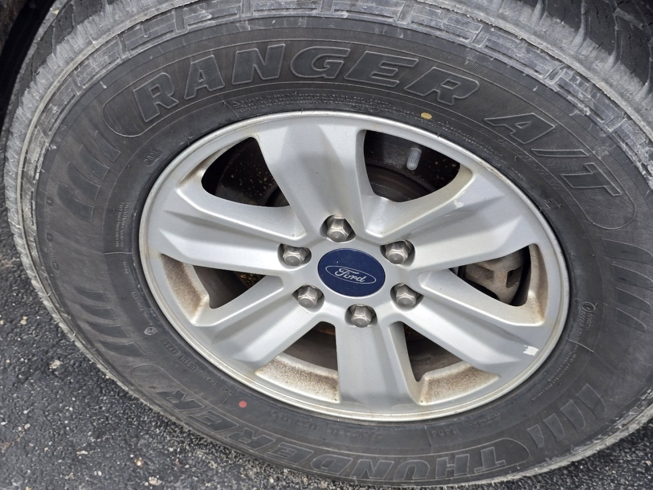 Used 2017 Ford F150 XLT image 12