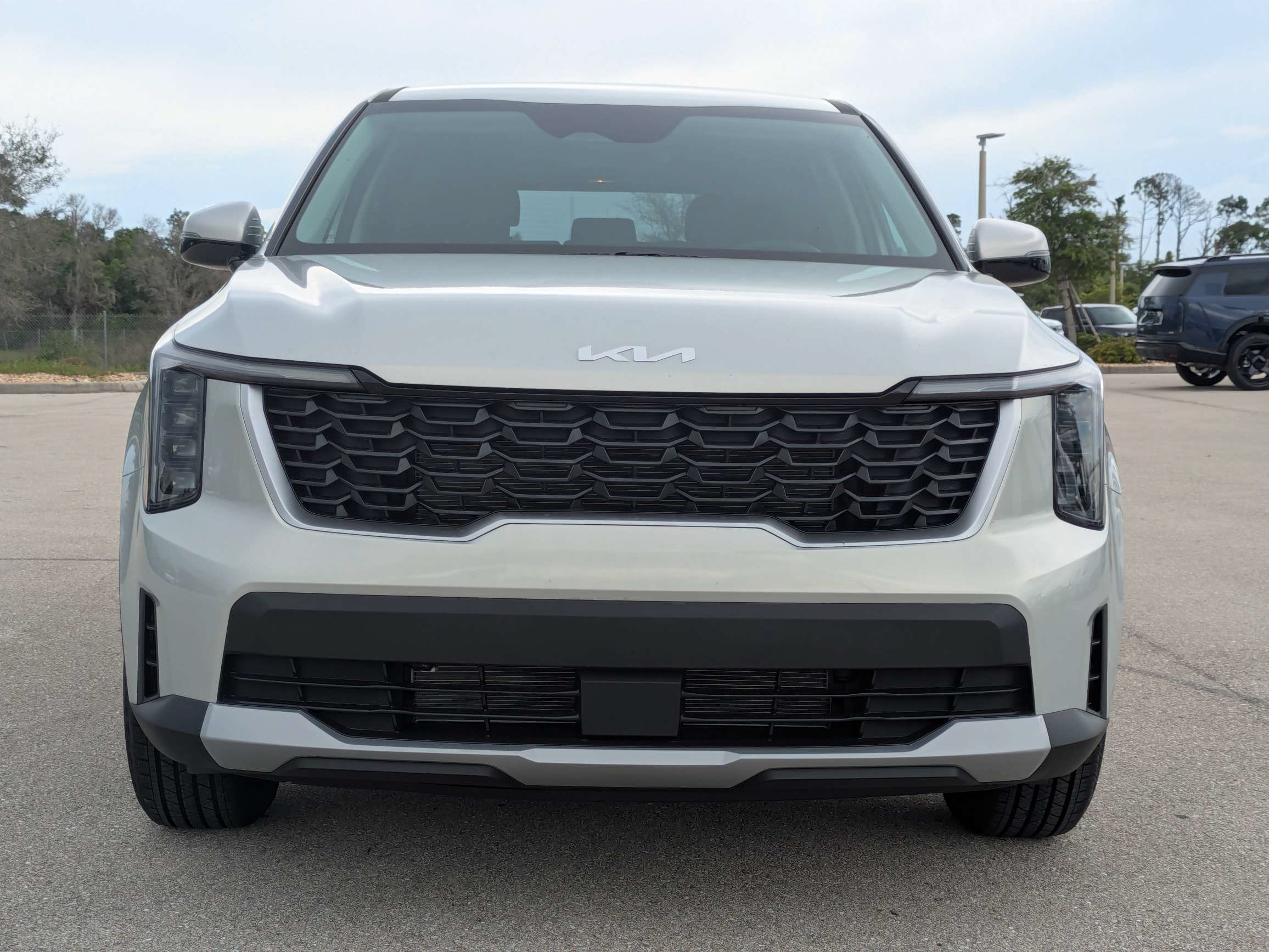 New 2026 Kia Sorento LX FWD image 3