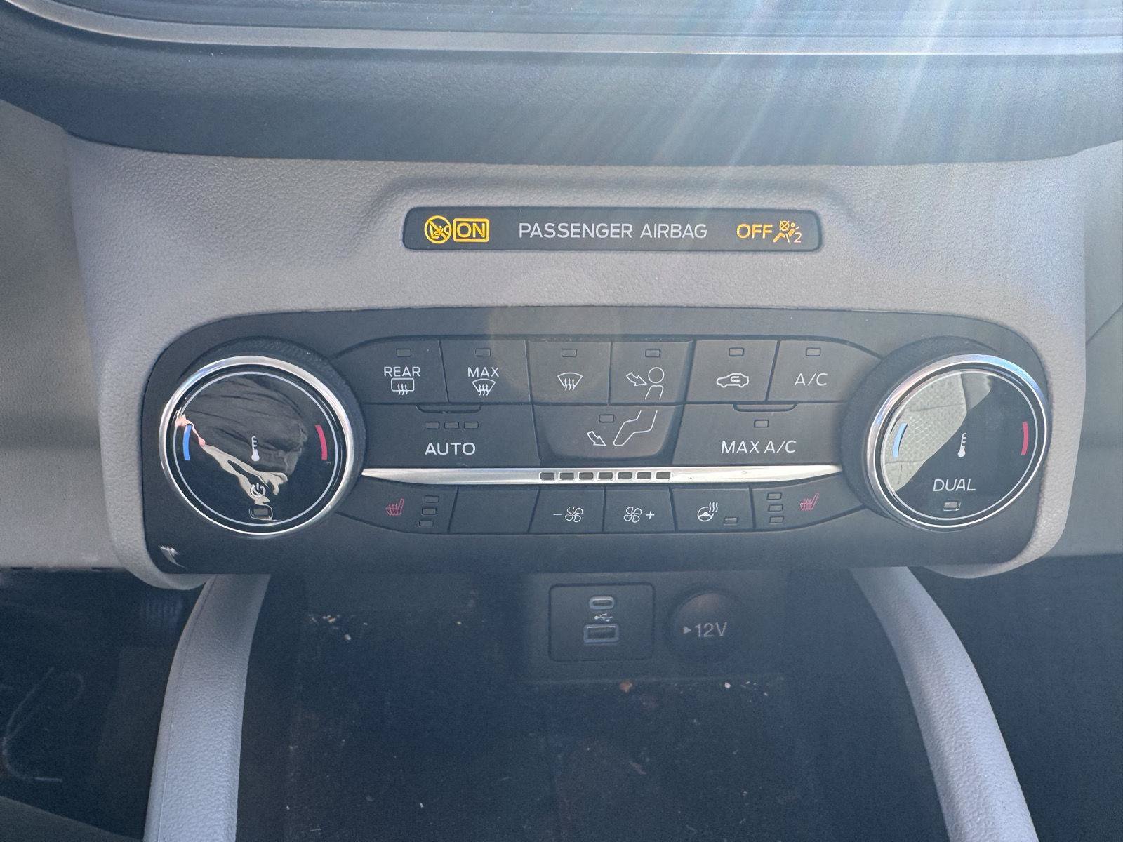 Used 2023 Ford Escape Active AWD/4WD image 18