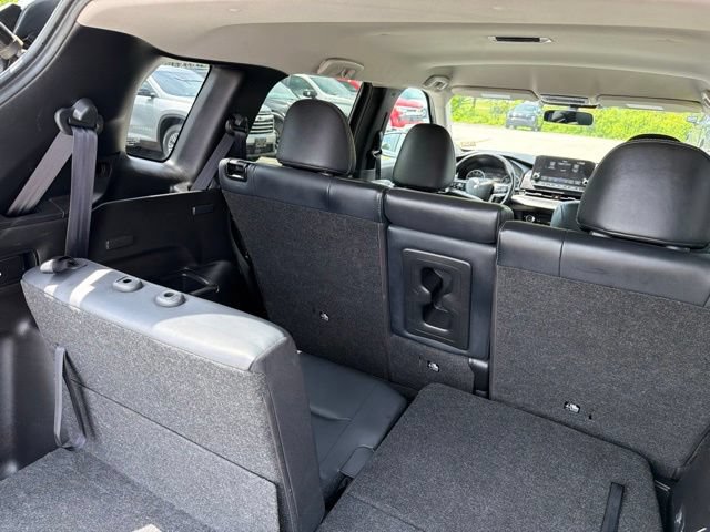 Used 2024 Mitsubishi Outlander SE Black Edition AWD/4WD image 14