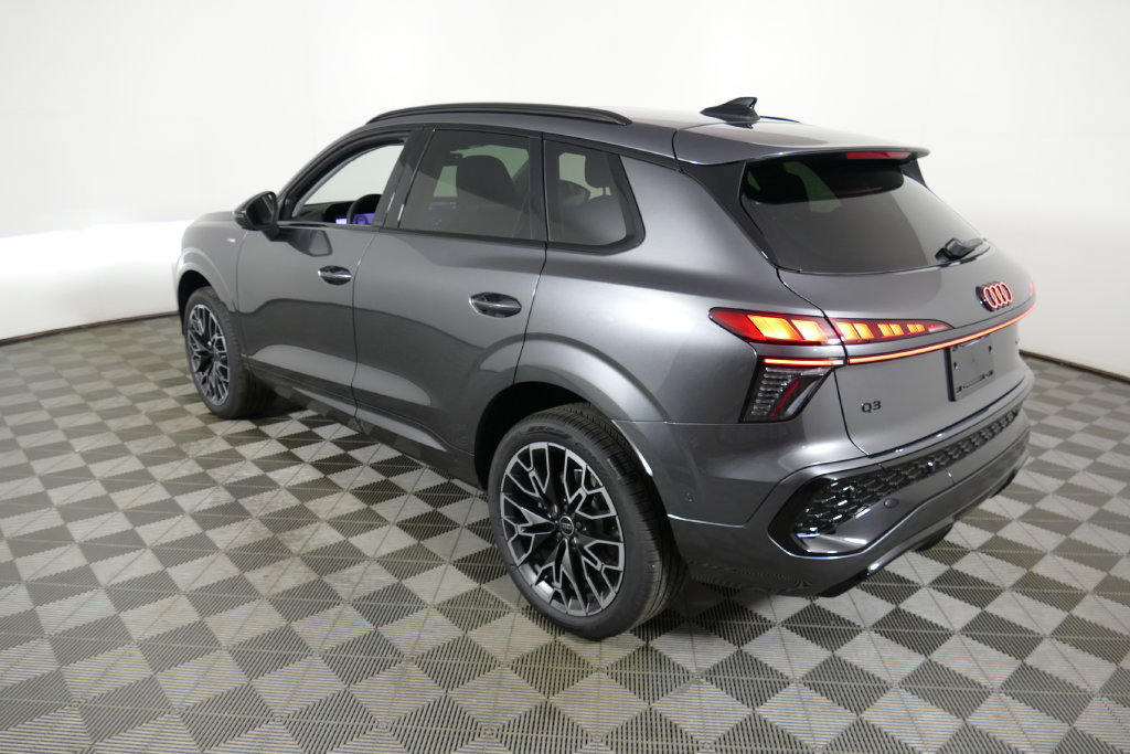 New 2026 Audi Q3 quattro 2.0T AWD/4WD image 5