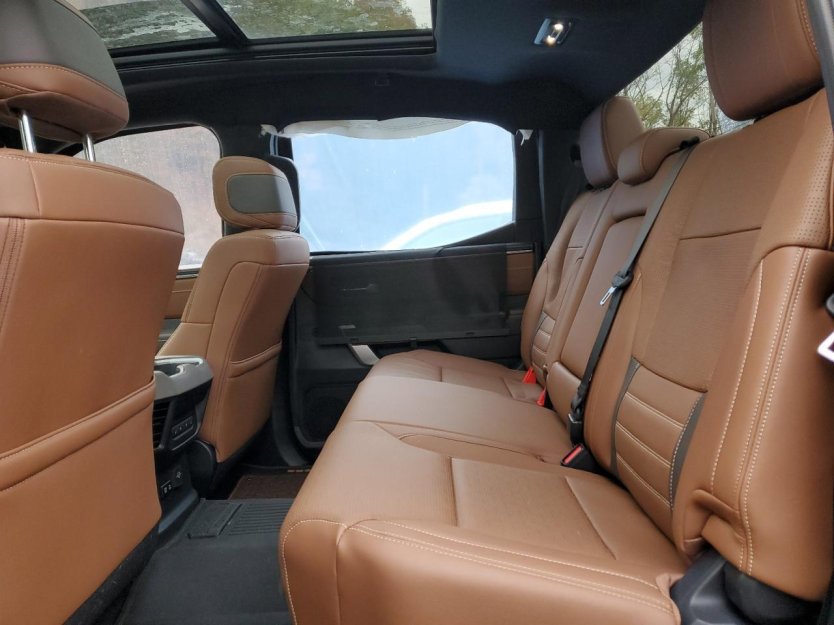 Used 2025 Toyota Tundra Platinum image 6