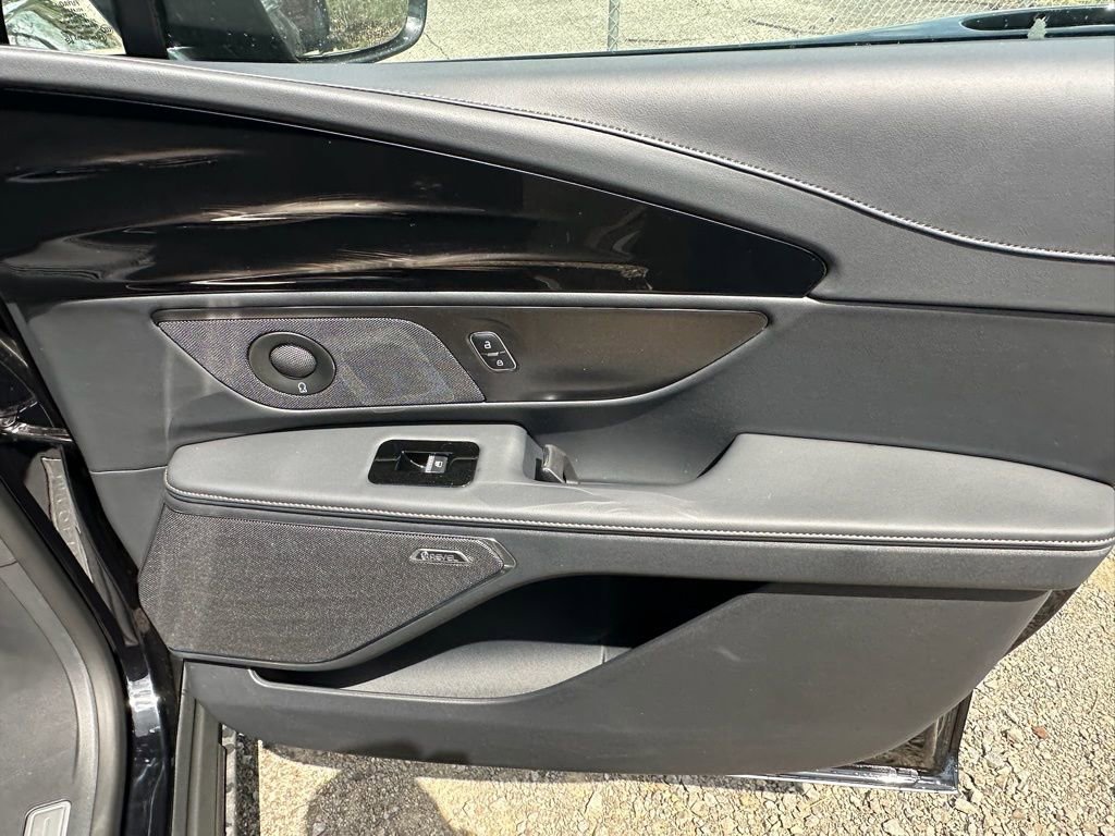 New 2026 Lincoln Nautilus Premier w/ Equipment Group 102A AWD/4WD image 25