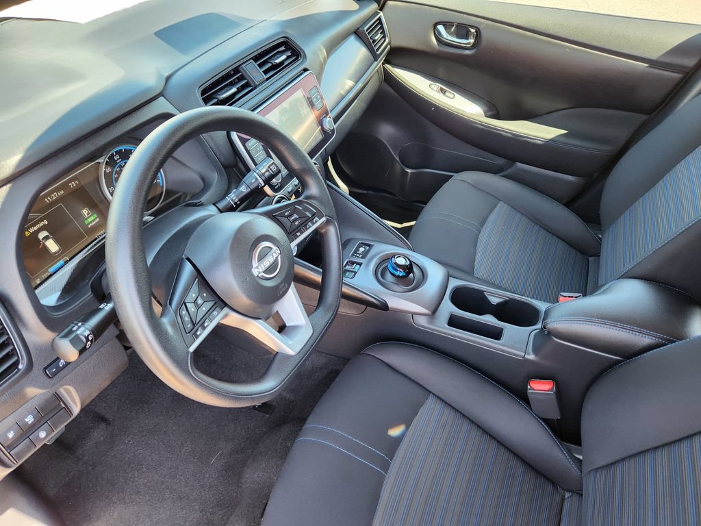 Certified 2025 Nissan Leaf S FWD image 10