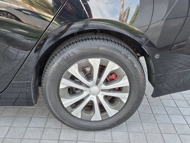 Used 2017 Toyota Prius Two w/ Prius Two Safety Plus Package FWD image 13