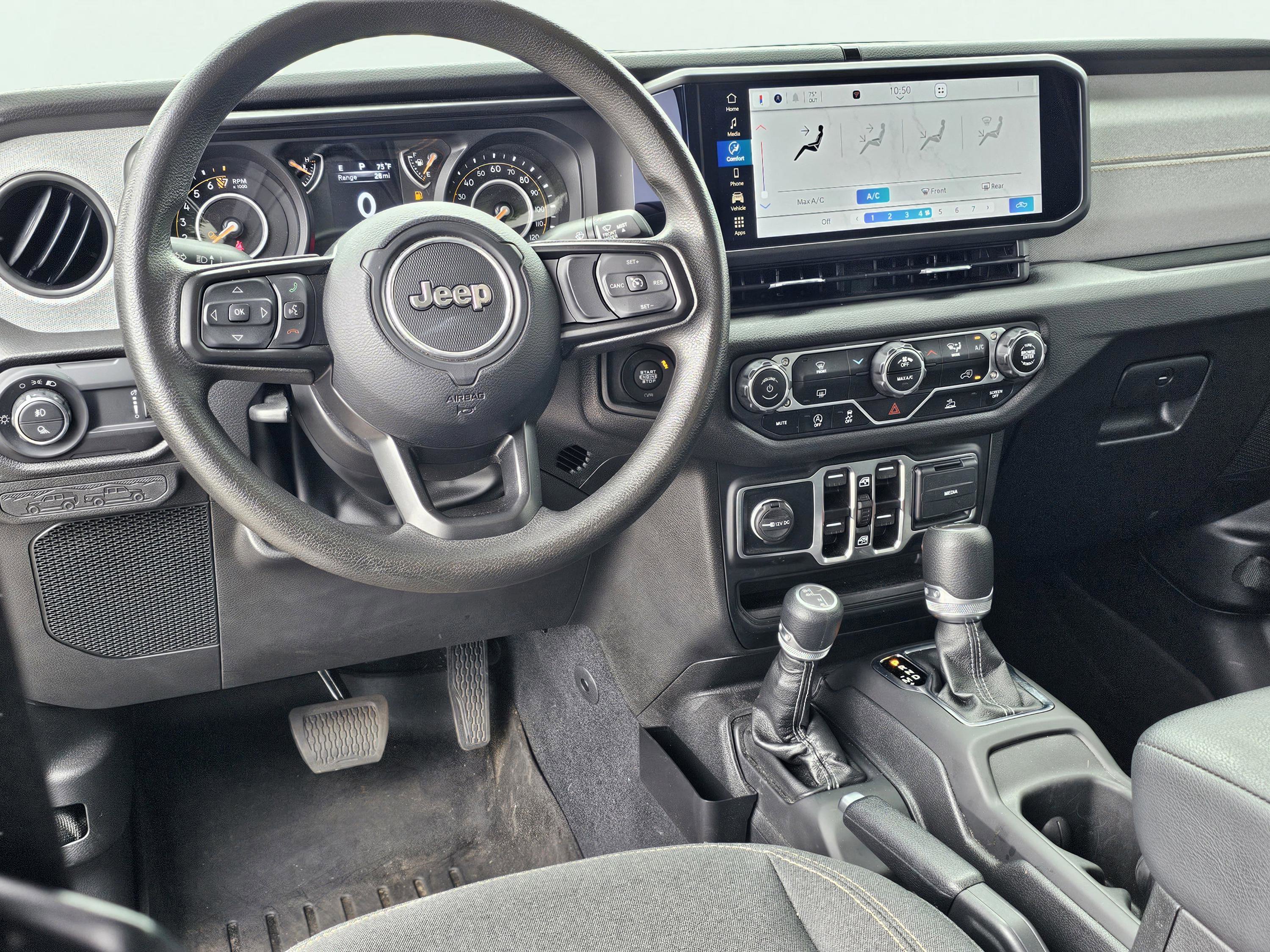 Used 2025 Jeep Gladiator Sport AWD/4WD image 33