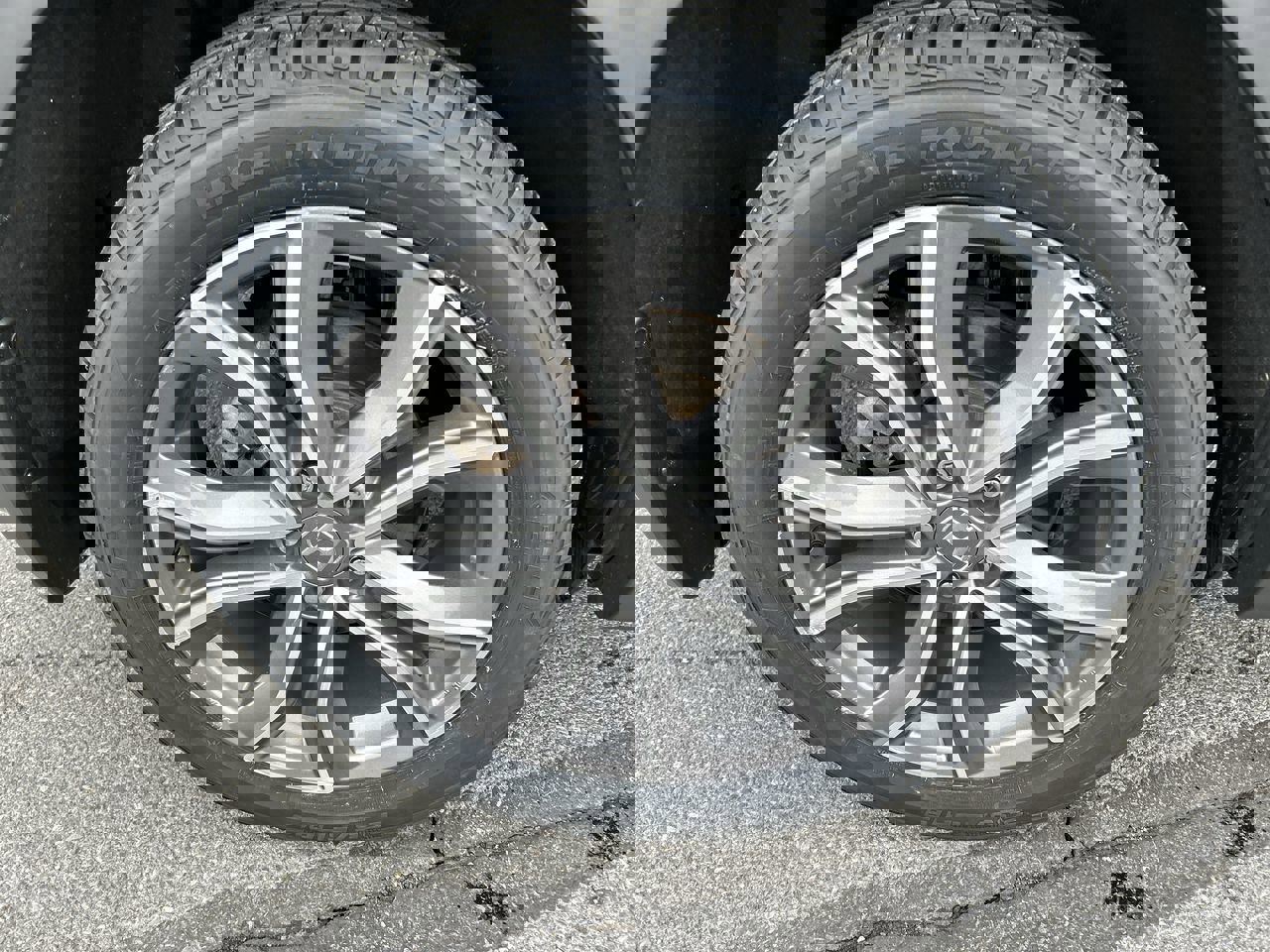 Used 2022 Honda CR-V Touring image 9