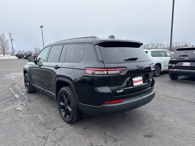 Used 2023 Jeep Grand Cherokee L Laredo image 11