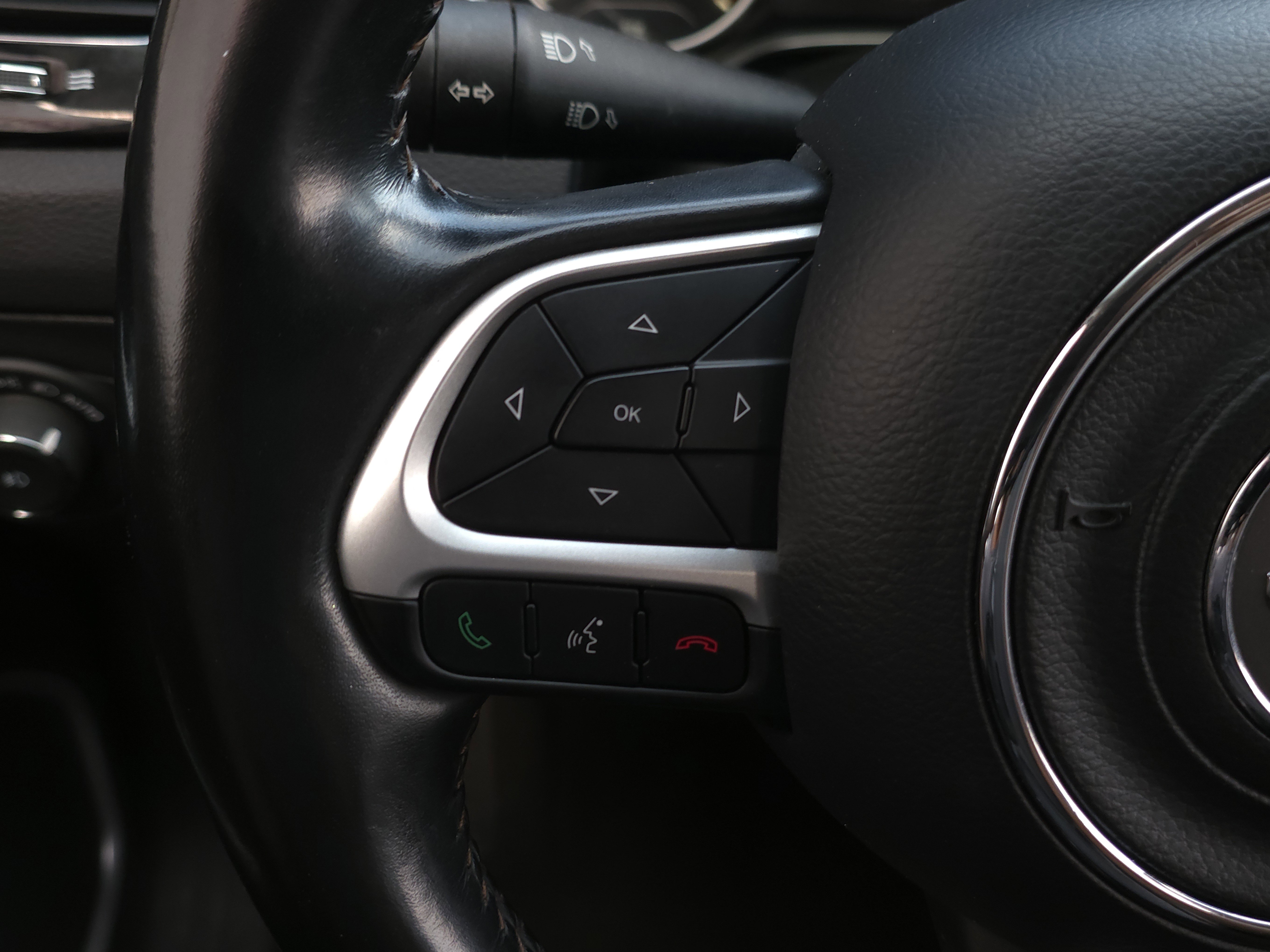 Used 2021 Jeep Compass Limited image 12