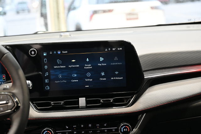 New 2027 Chevrolet Equinox RS FWD image 15
