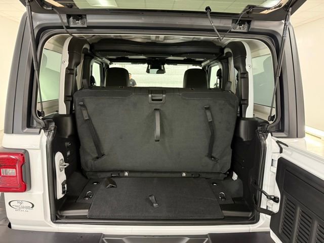 New 2025 Jeep Wrangler Rubicon w/ Safety Group image 8