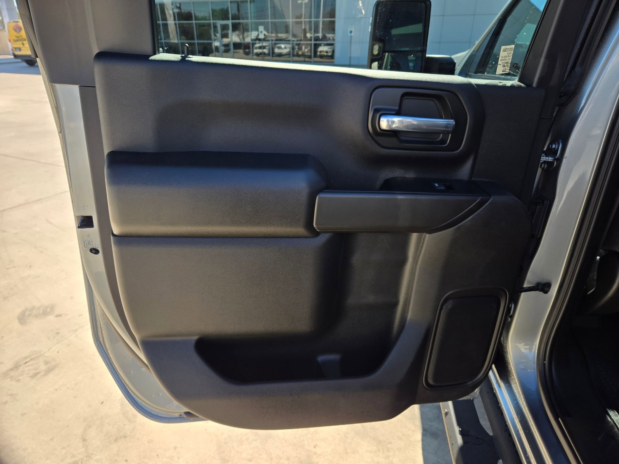 Certified 2024 Chevrolet Silverado 2500 Custom w/ Custom Value Package image 15