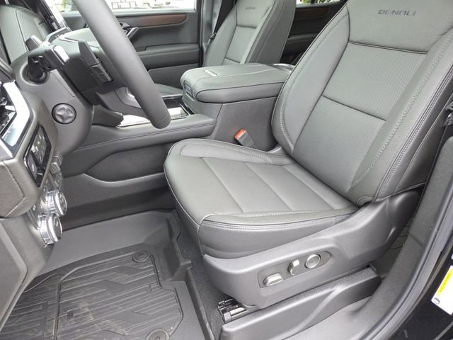 New 2026 GMC Yukon Denali w/ Advanced Technology Package AWD/4WD image 39