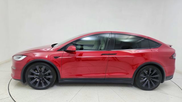 Used 2022 Tesla Model X Plaid image 10